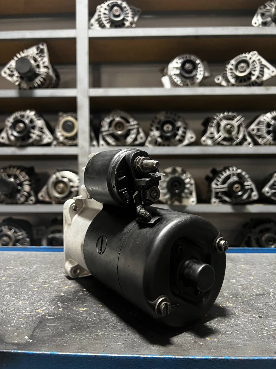 Стартер CS297 на AUDI 80
